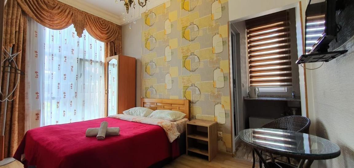 Dzveli Batumi Hotel Quarto foto